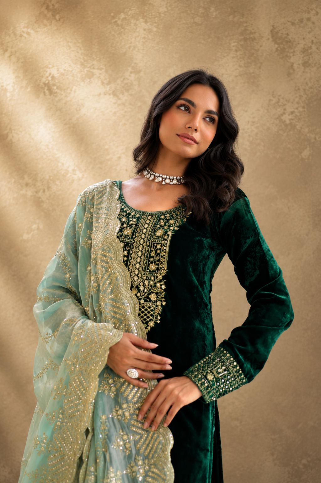 Velvet Noor Festive Set